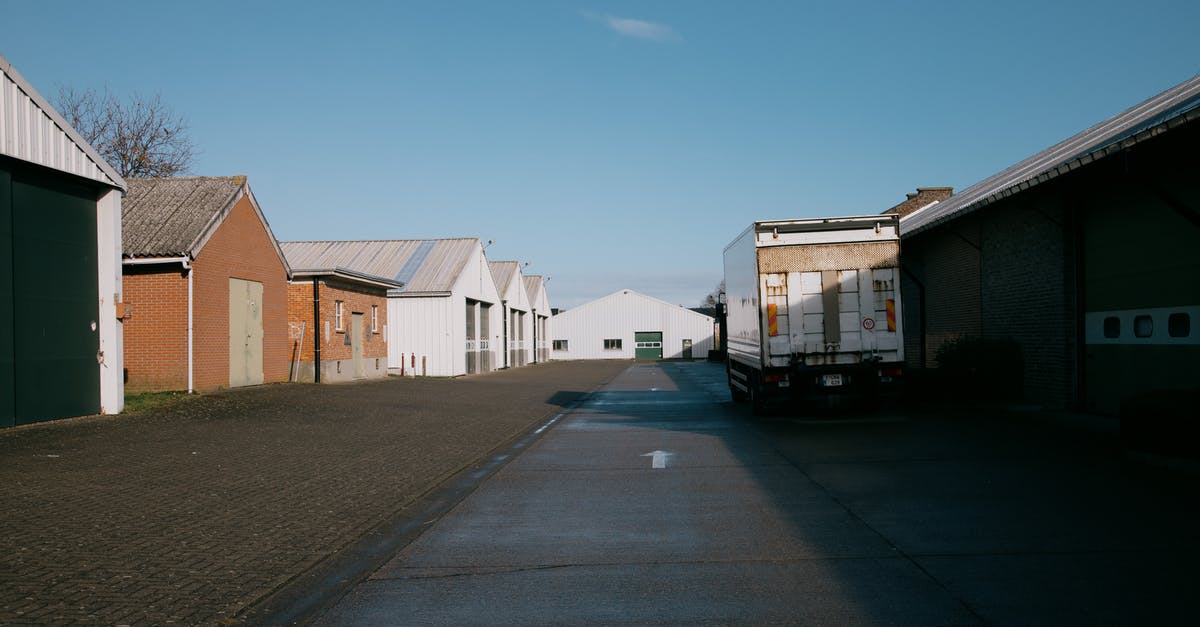 What is the best way to store and manage tahini? - Truck riding on rural road in countryside