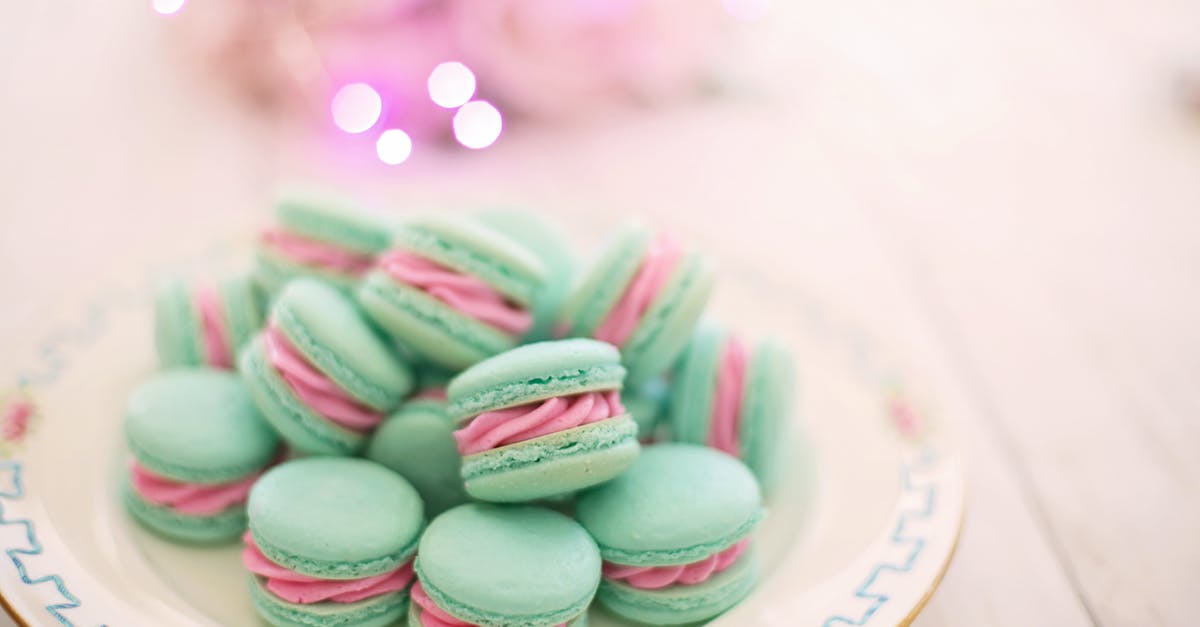 What is the maximum internal temperature of baked goods? - Photo of Macarons on Plate