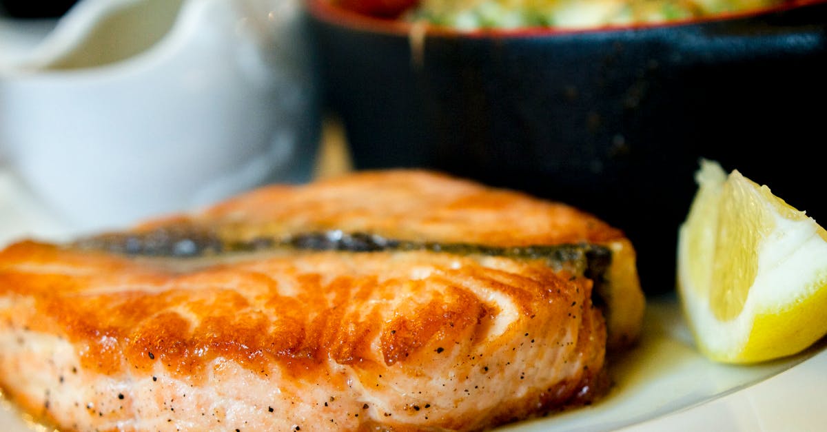 What is the smoking point of salmon fillet oil? - Cooked Fish on Plate