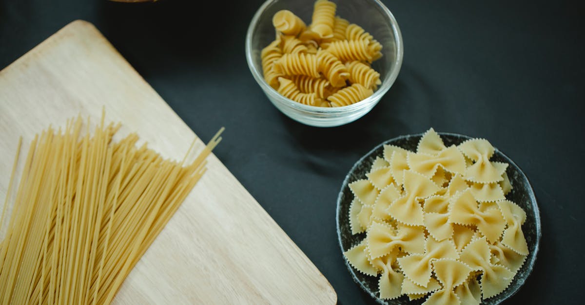 What is: Yellow Flour? - Different types of Italian pasta on table