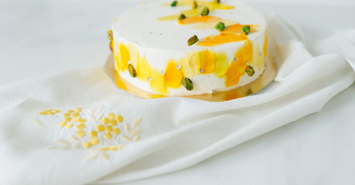 What non-dairy filler to use in white chocolate style coatings? - White and Yellow Cake on White and Red Floral Textile