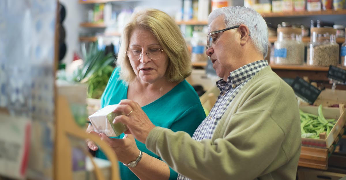 What should I look for when buying a ramen bowl? - Elderly Couple looking at a Product 