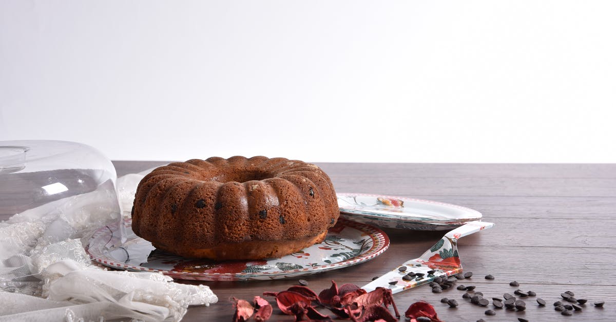 What went wrong with this bundt cake? - Photograph of a Bundt Cake on a Plate