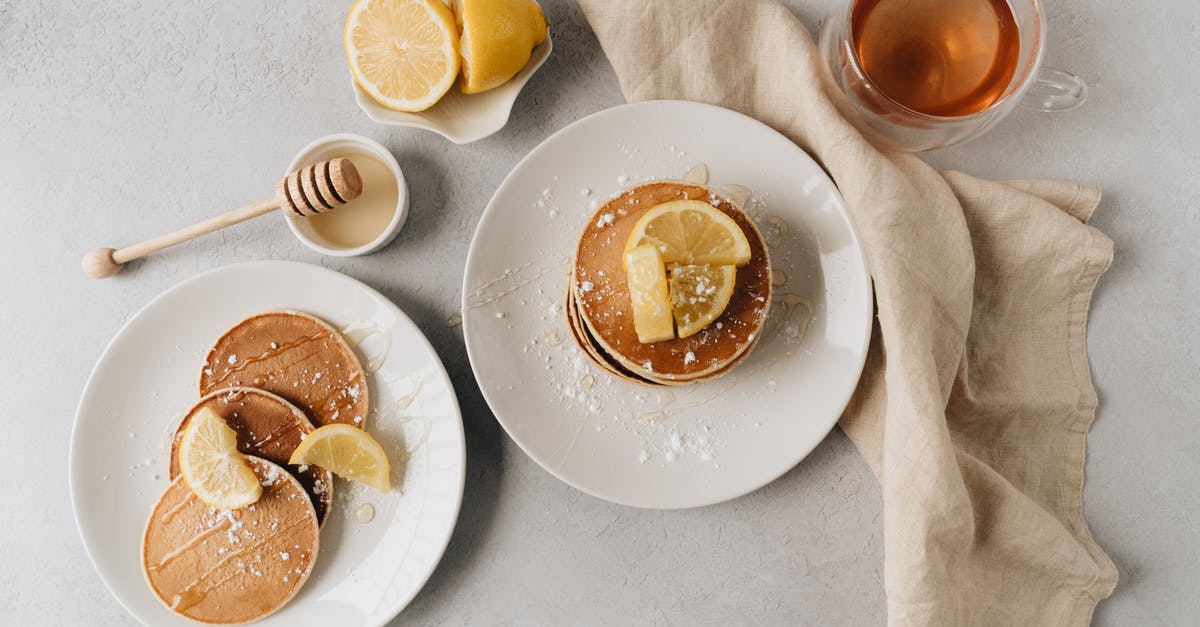 Why arent my pancakes browning correctly? - Pancakes with Slices of Lemon